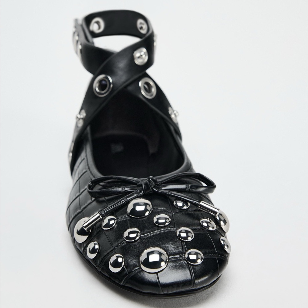 NWT ZARA studded flats US8 - Picture 4 of 5